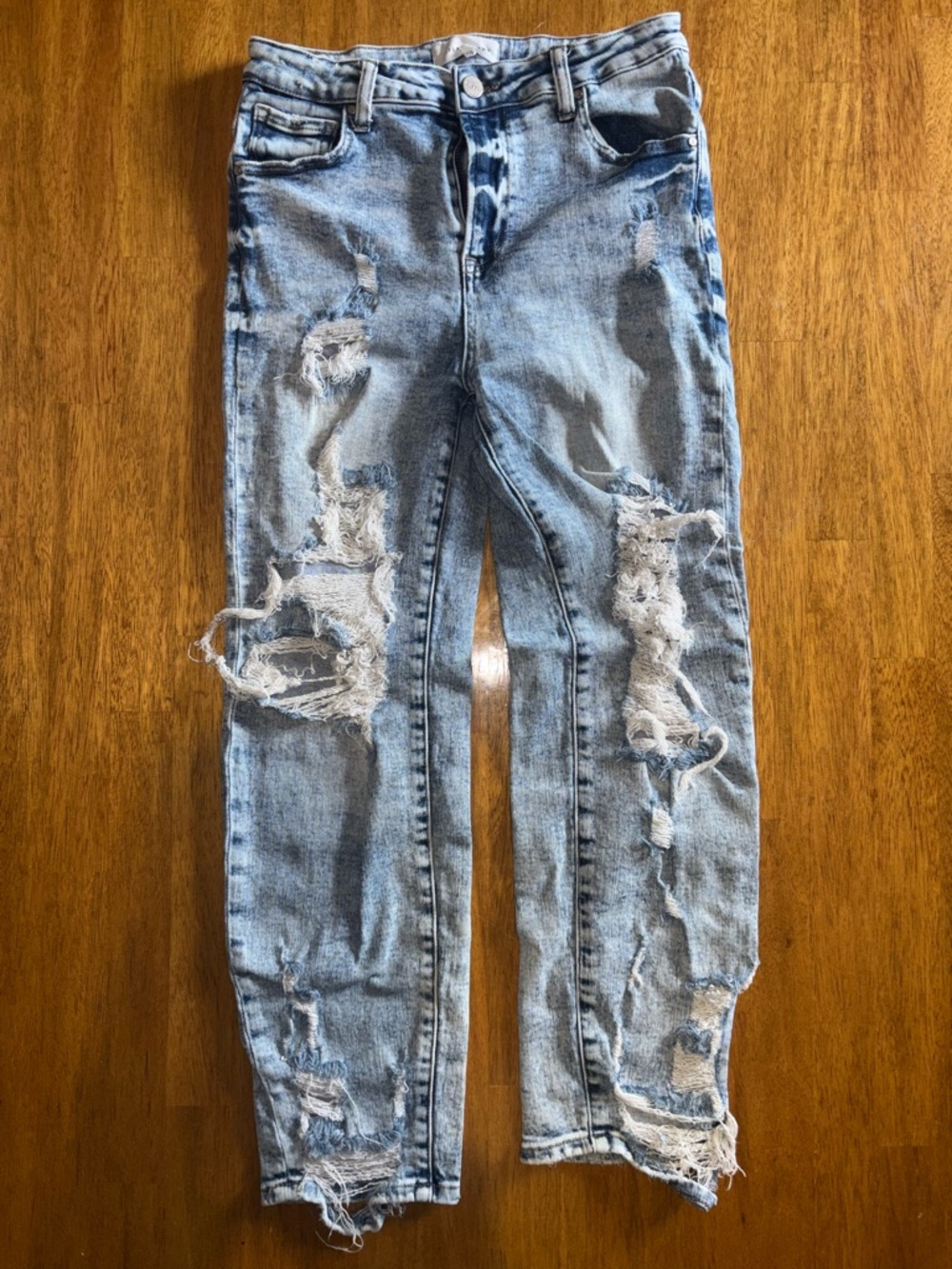 High-Rise Distressed Light Blue Women's Jeans